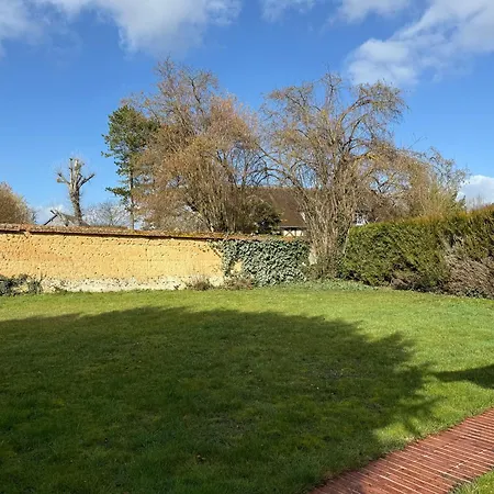 La Maisonnette De - Au Calme Avec Jardin * Fontaine-sous-Jouy